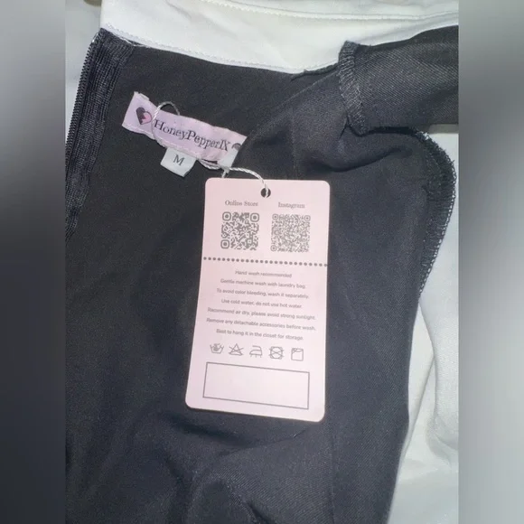 HoneyMikou HoneyPepper1X x Mikou Art “Momo” Black Women’s Medium Jfashion - Picture 11 of 11